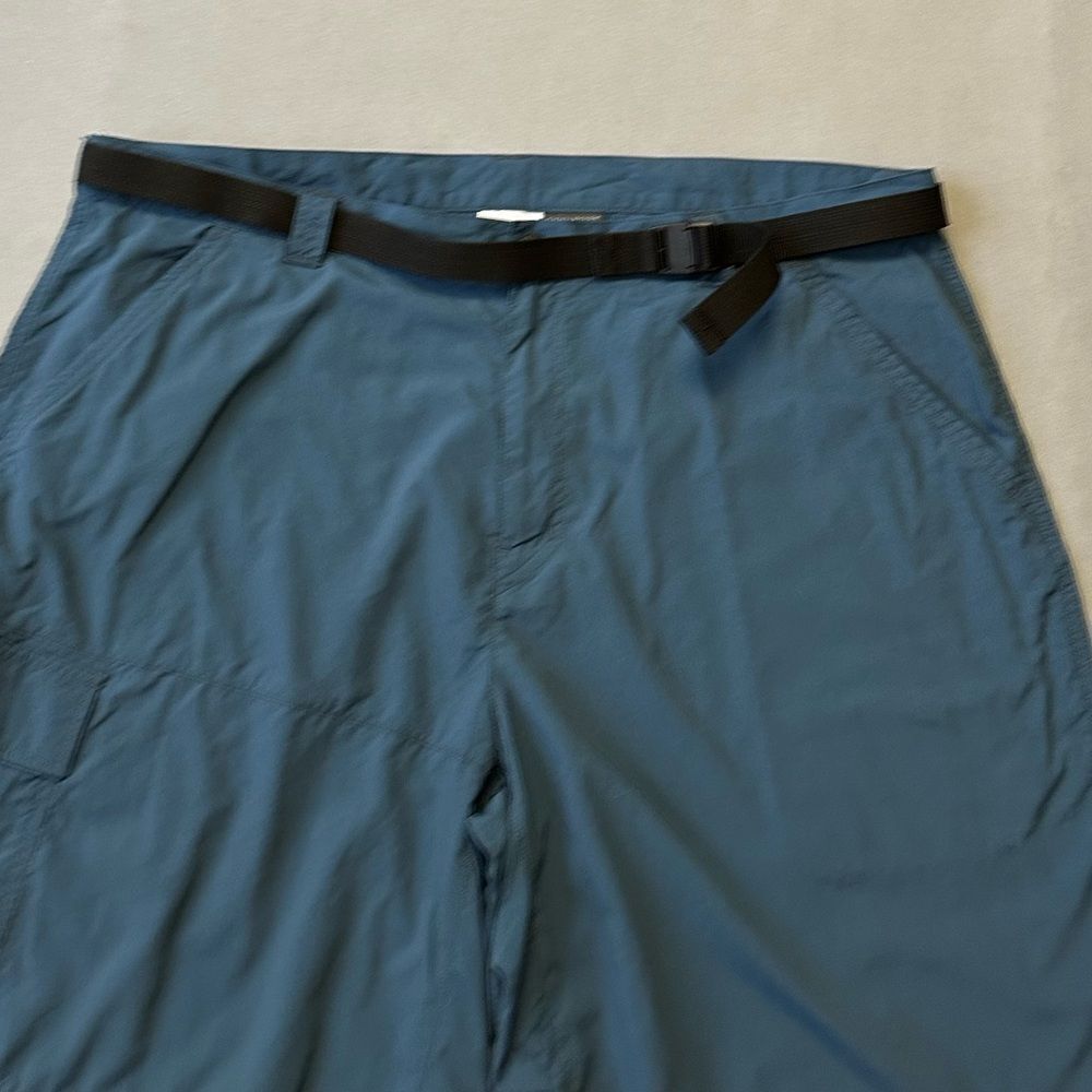 🎉5 for $45🎉Columbia Shorts Man Size 42 Blue - Picture 2 of 10